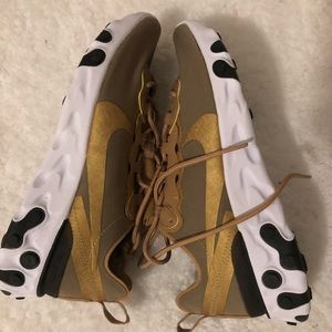 Nike react element men’s size 8 women’s size 9.5